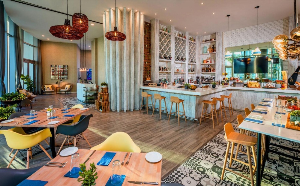 Hyde Beach Resort Rentals Image 10