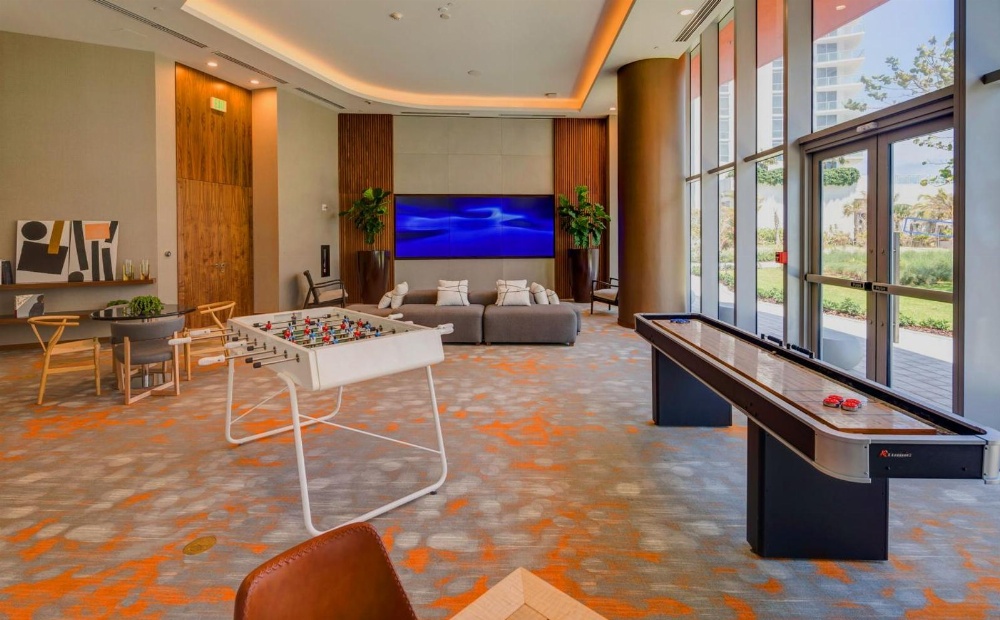 Hyde Beach Resort Rentals Image 34